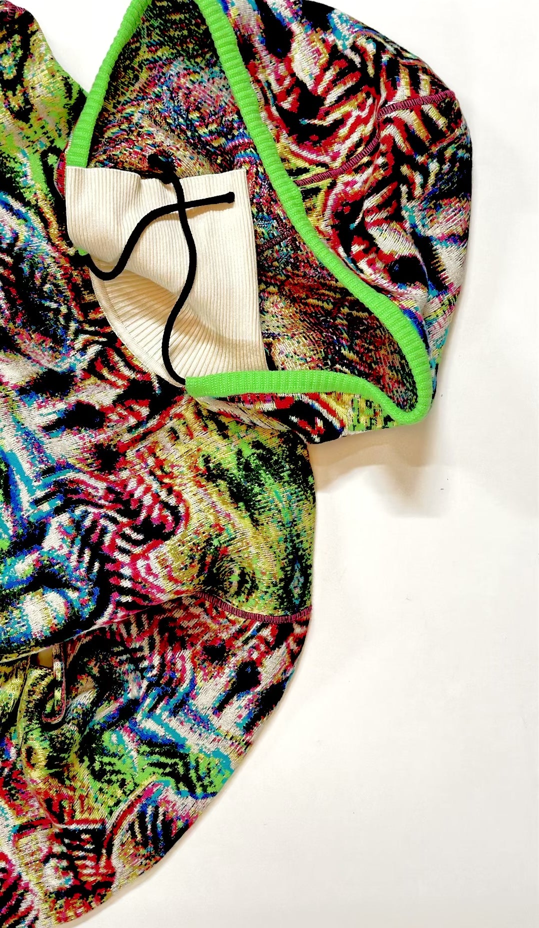 KNIT LONG SLEEVE HOODIE